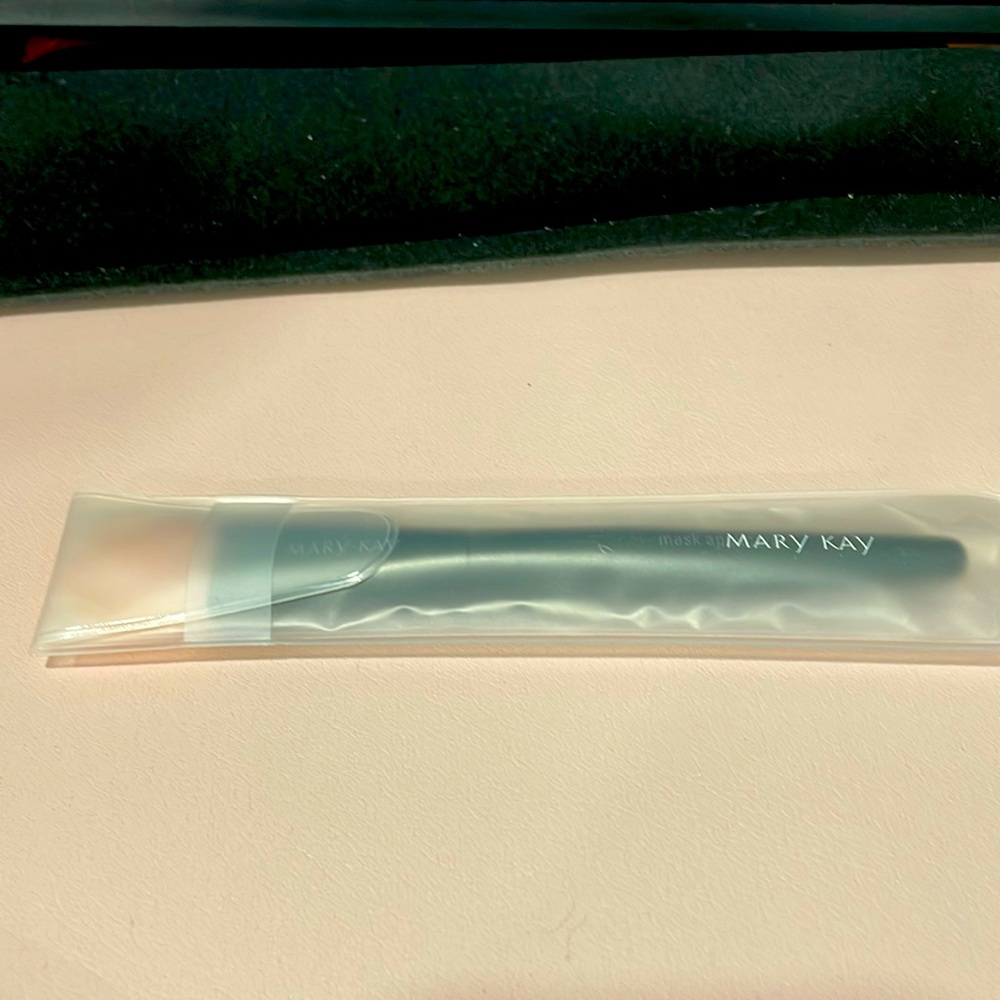 Mary Kay application brush
